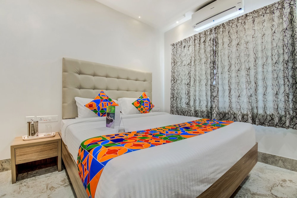 SPRING HEIGHT HOTEL