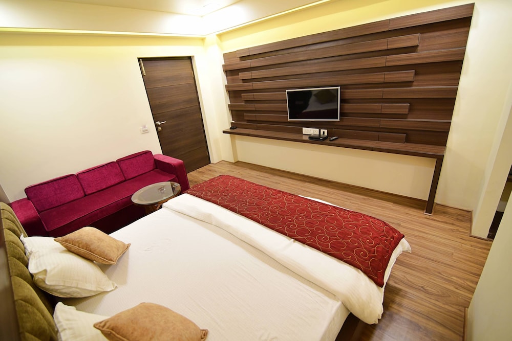 FABHOTEL SHYAMPURIYA