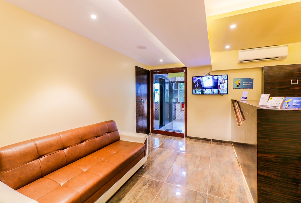 FabHotel Byaris International