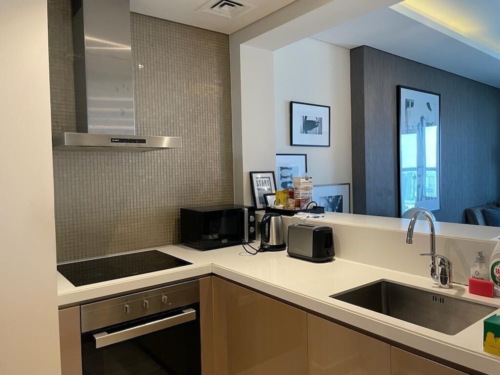 DAMAC TOWERS BY PARAMOUNT HOTELS AND RESORTS DUBAI