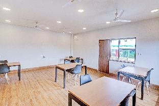 OYO TOWNHOUSE 478 THE GREY ORCHID (16 KM AWAY FROM NEW DELHI)