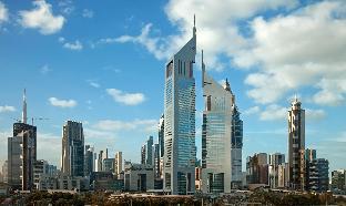 EMAAR RESIDENCES FASHION AVENUE FORMERLY ADDRESS DUBAI MALL BY THE S HOLIDAY HOMES