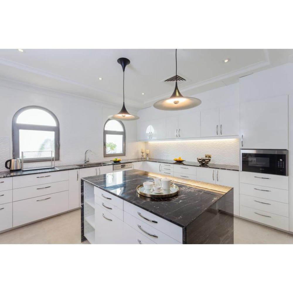 NASMA LUXURY STAYS FROND L PALM JUMEIRAH