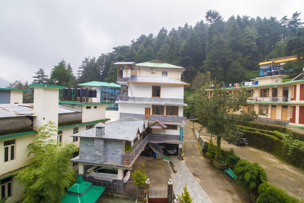 Lodge Dharamsala (The)