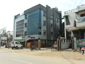 DPS INN HOTEL