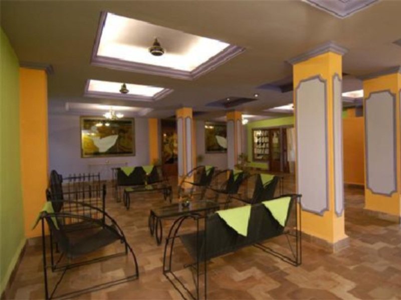 Side Image 2