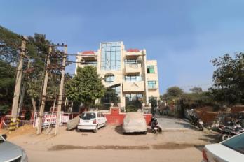 Main Image
