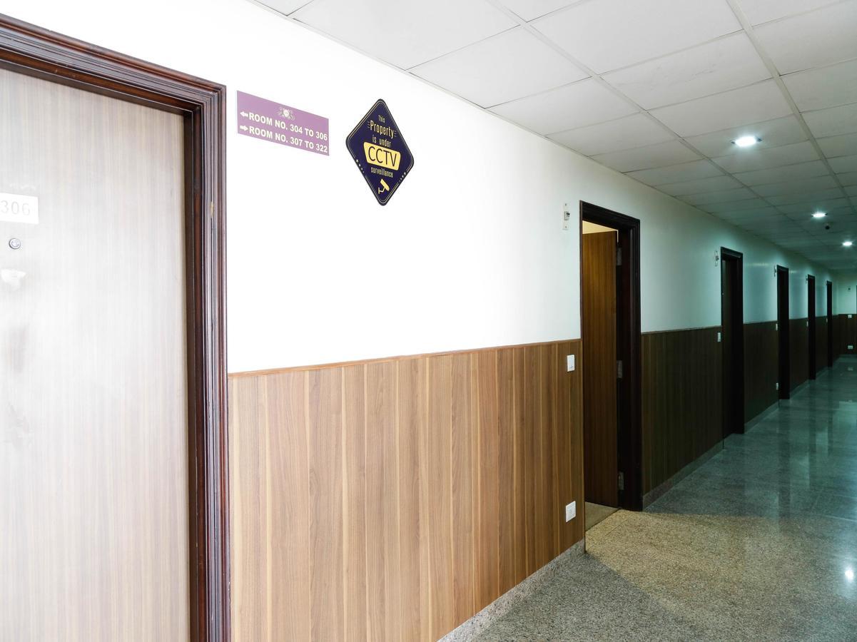 K MAHAVEER HOTEL