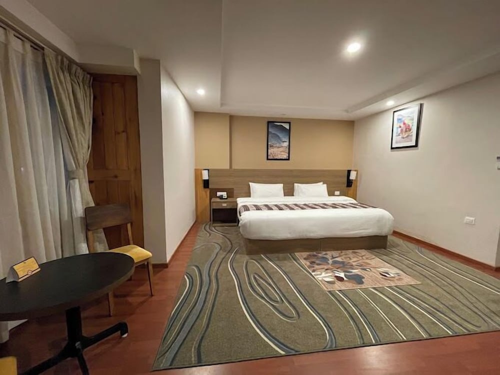 THIMPHU DELUXE