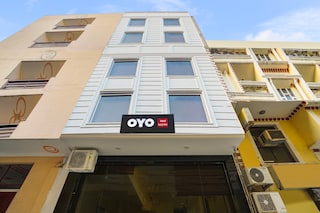 Travel Inn By OYO Rooms
