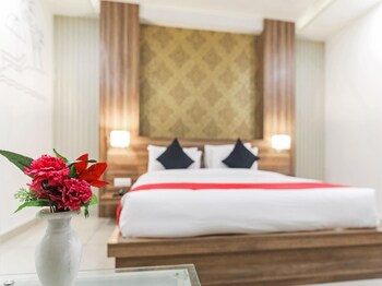 TREEBO SIGNATURE INN