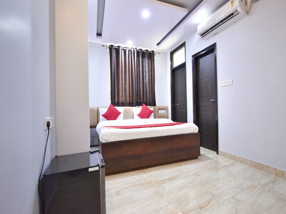 OYO 12421 HOTEL GT VIEW