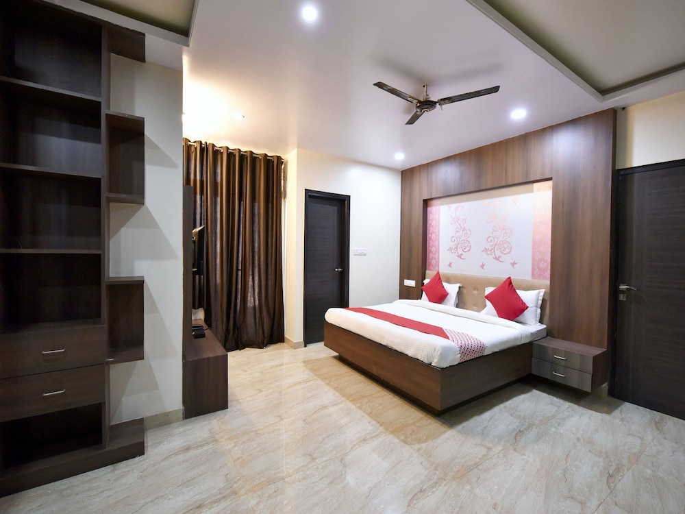 OYO 12421 HOTEL GT VIEW