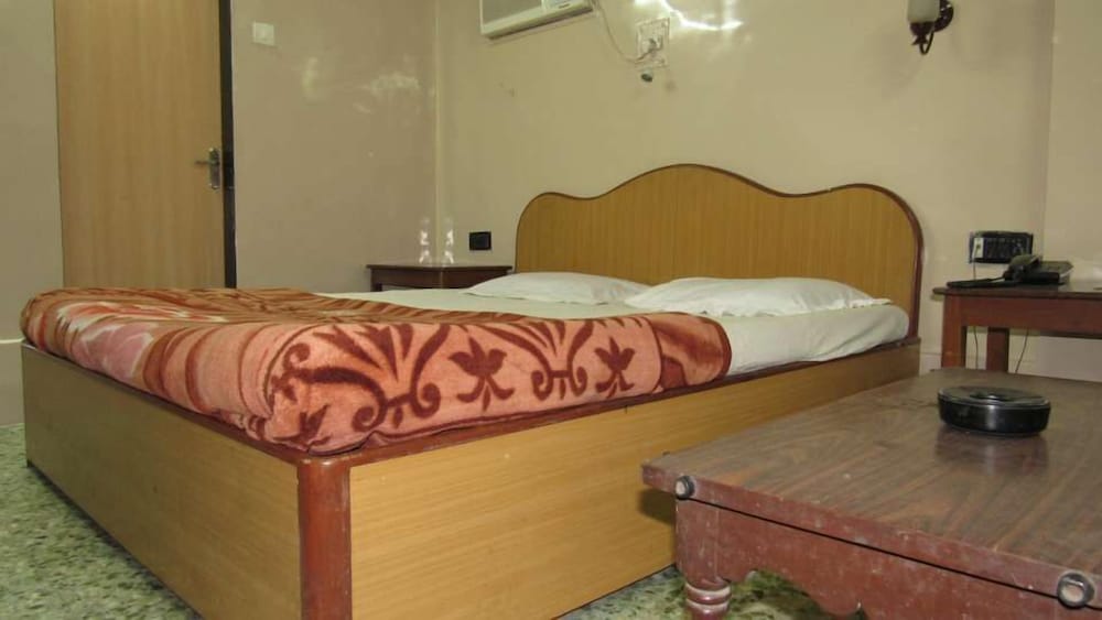 RAJDOOT HOTEL