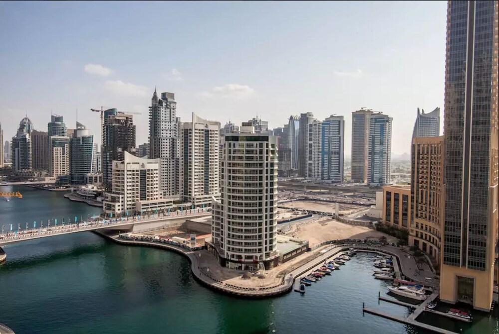 FARAWAY HOMES BAY CENTRAL