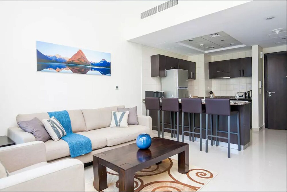 FARAWAY HOMES BAY CENTRAL