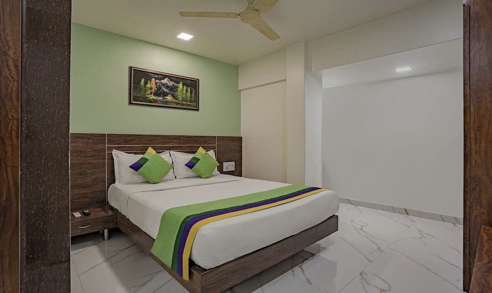 Hotel Aditi International