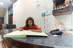 OYO 44068 HOTEL DEV RAJ