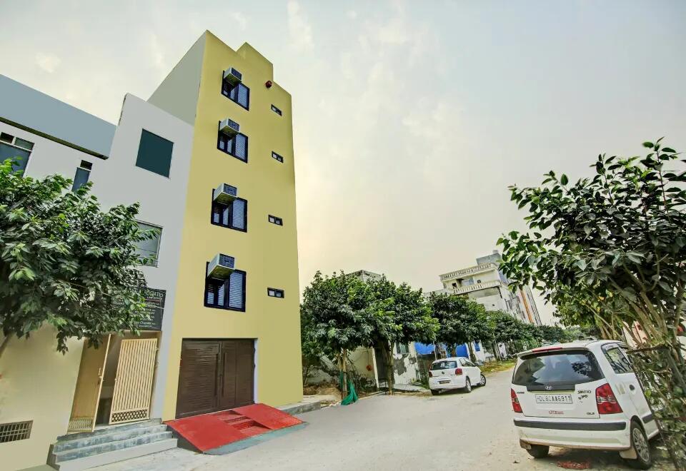 Main Image