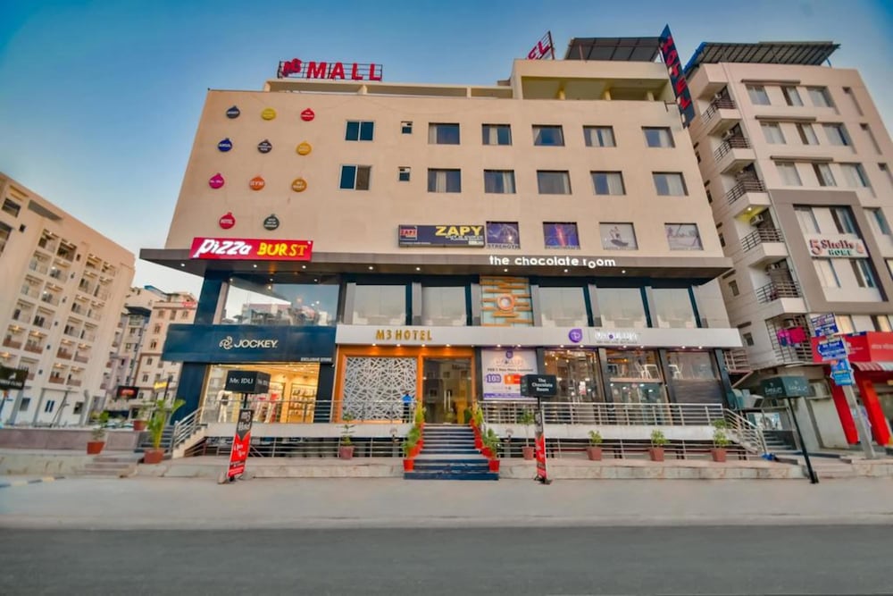 M3 HOTEL